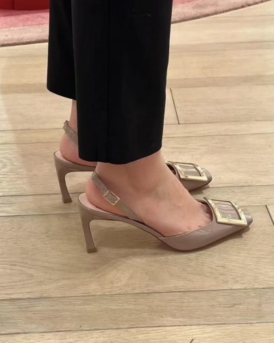 Roger Vivier 트럼펫 슬링백