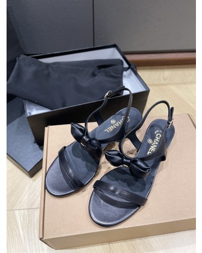 CHANEL 리본 스트랩 샌들