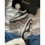 Chanel cc 로고 스웨이드 스니커즈