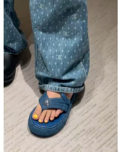 CHANEL CC로고 데님 샌들