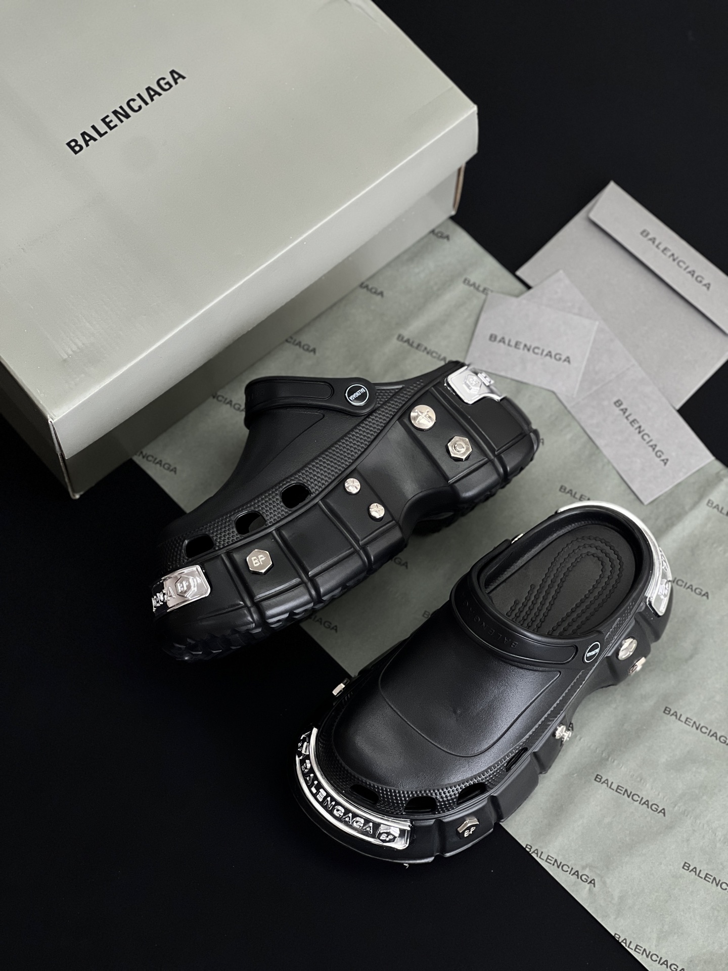 BALENCIAGA CROCS