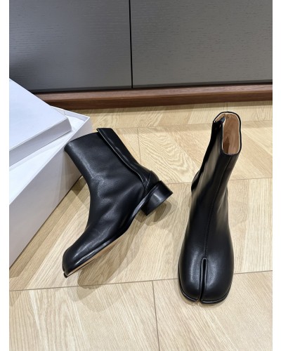 MM6 TABI BOOTS