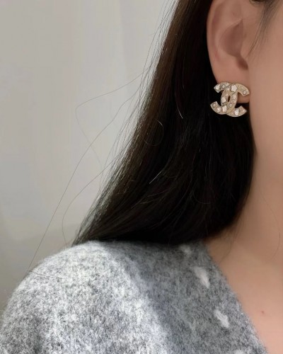 CHANEL 샤넬 cc 귀걸이