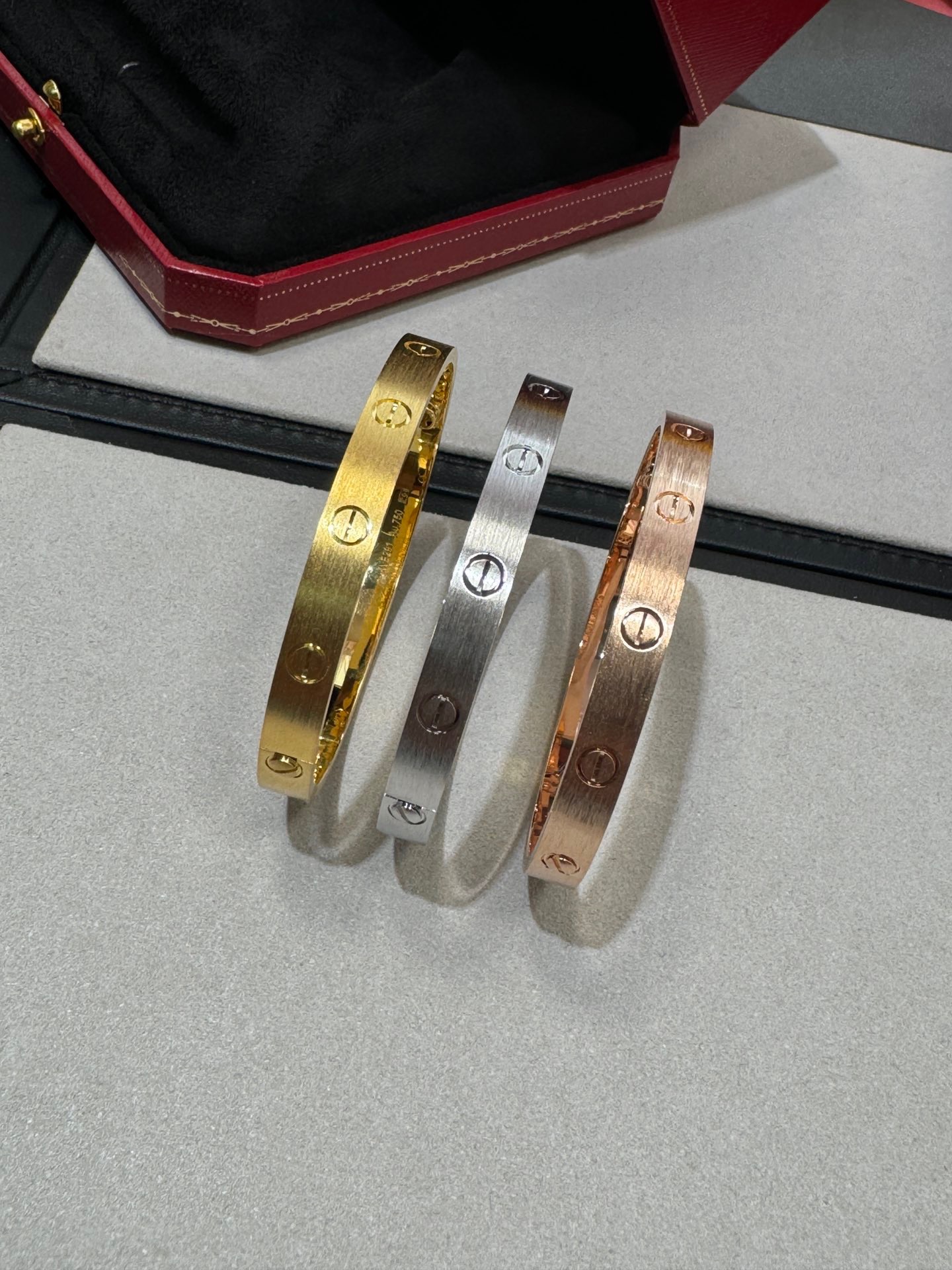 CARTIER 까르띠에 러브 팔찌 무광