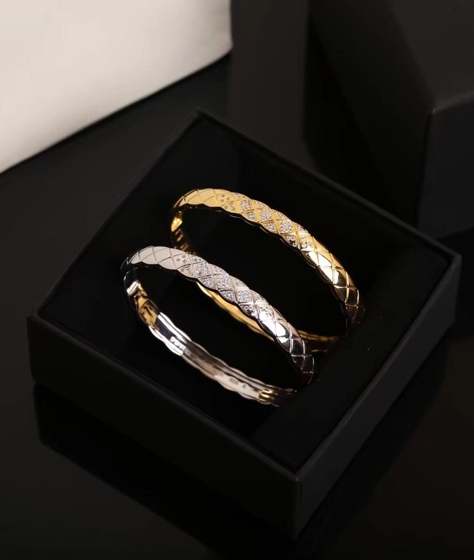 CHANEL 샤넬 코코크러쉬 다이아 팔찌