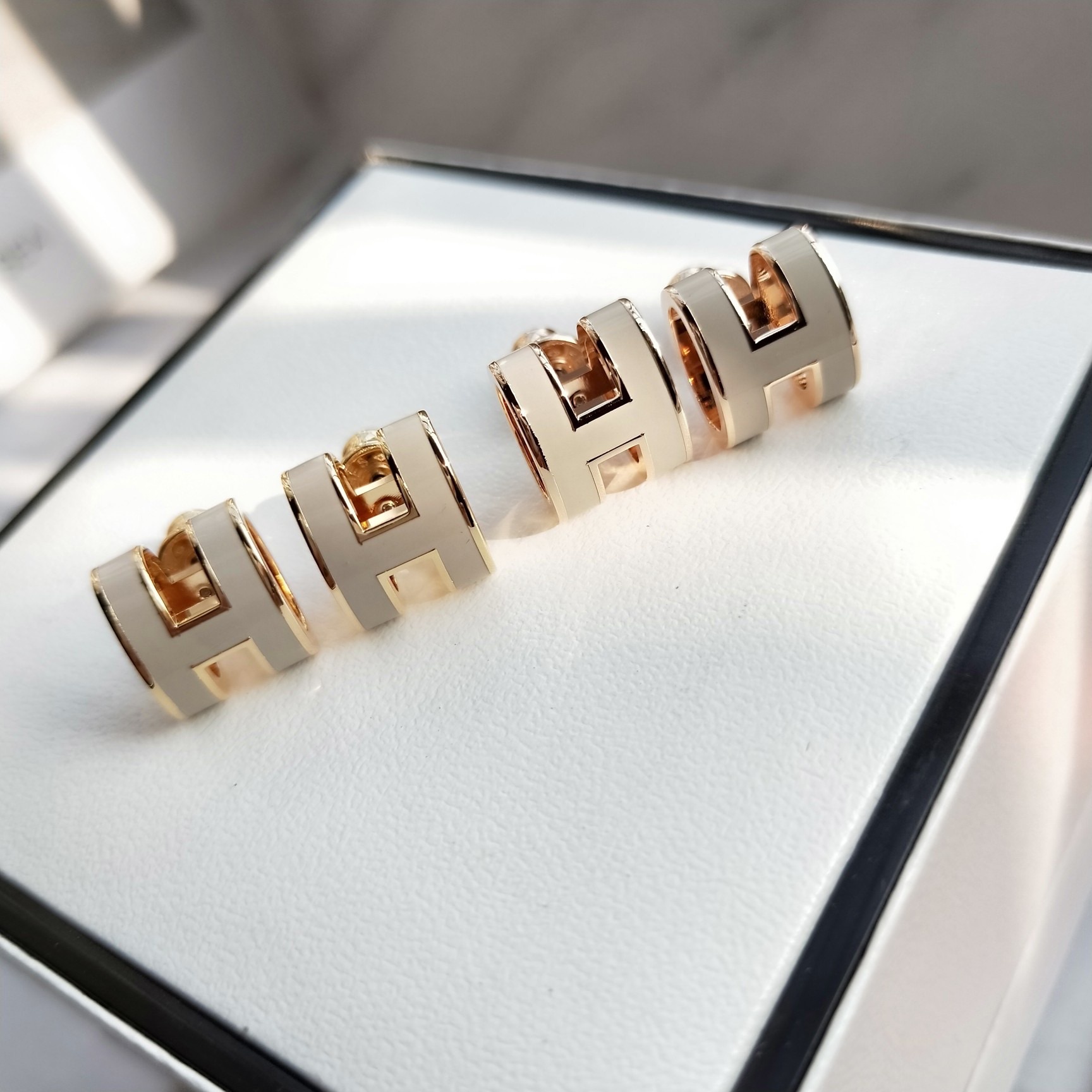 HERMES 에르메스 미니팝 귀걸이