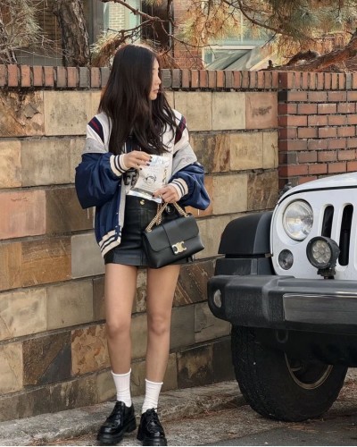 [Celine] 틴 빅투아르백 서플 카프스킨 116593 (+2color)