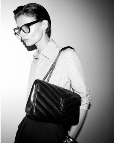 [SAINT LAURENT-생로랑] matelassé 램스킨 소재의 loulou 미디엄백
