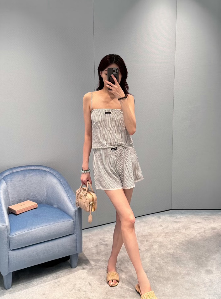 Miumiu 미우미우 나시탑 & 팬츠