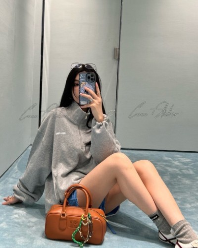 Miumiu 미우미우 반집업