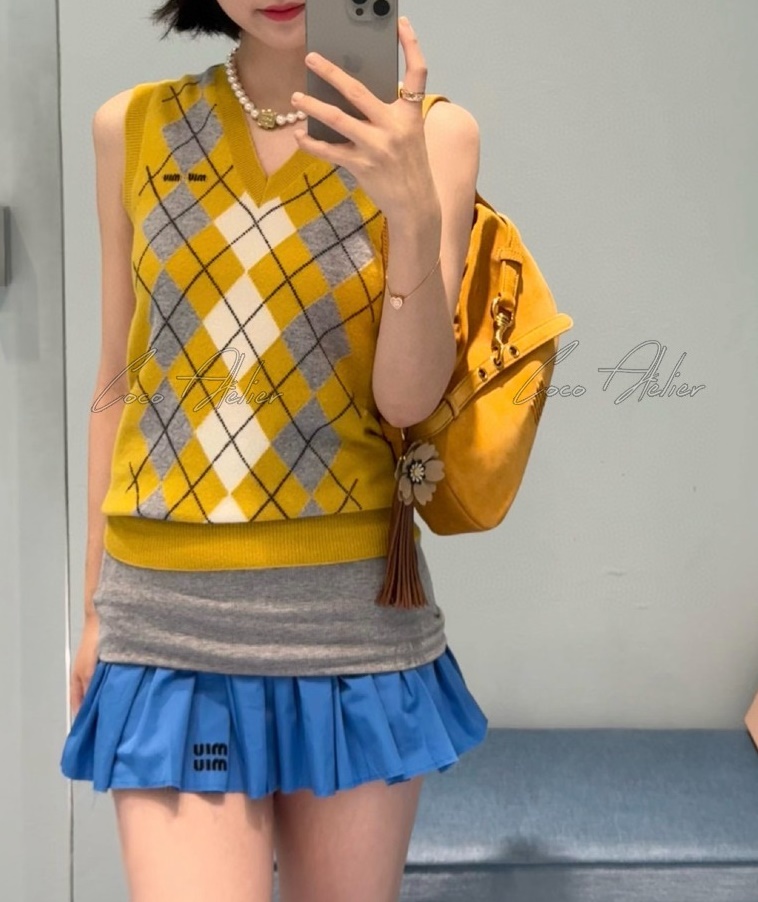 Miumiu 미우미우 아가일 니트 베스트