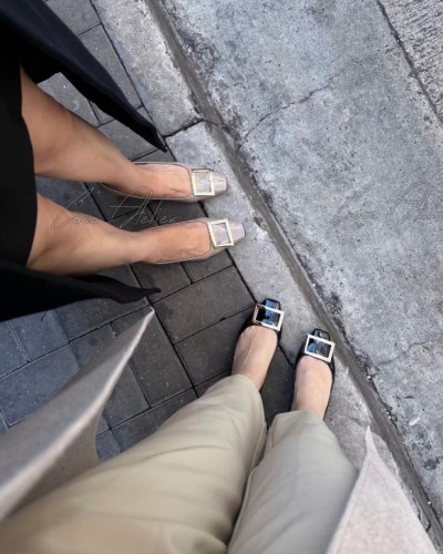 Roger Vivier 로저비비에 트럼펫 플랫