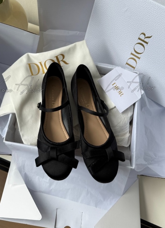 Dior 디올 발레리나 스트랩 플랫