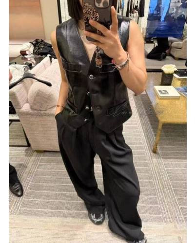 CHANEL 샤넬 CC 레더 베스트 자켓