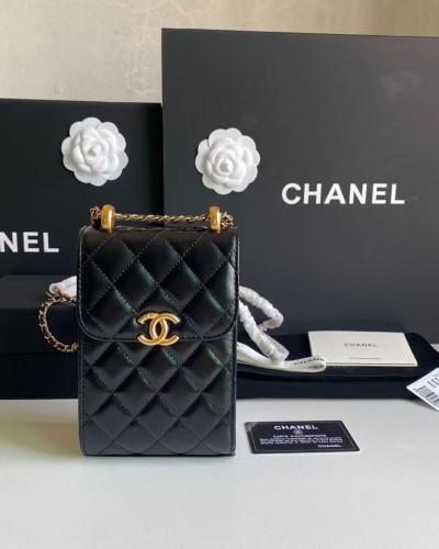 CHANEL 샤넬 핸드폰 케이스백