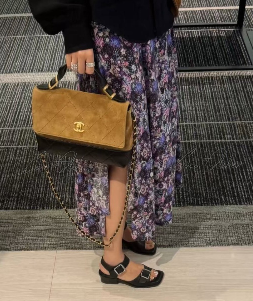 CHANEL 샤넬 25 스웨이드 토트백