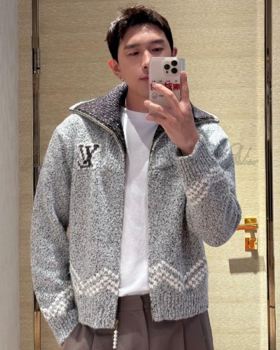LV 루이비통 니고 콜라보 호랑이 자수 니트 가디건 자켓 (남녀공용)