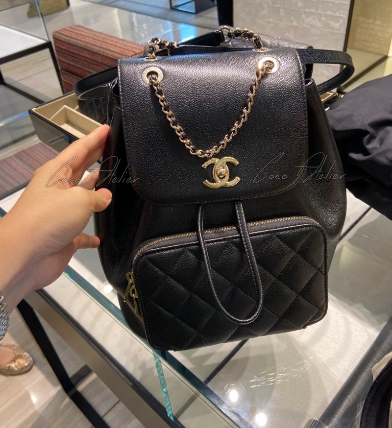 CHANEL 샤넬 CC 백팩