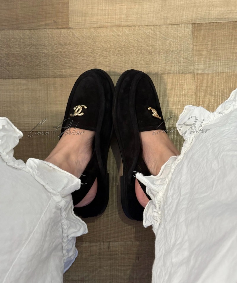 CHANEL 샤넬 CC 모카신 슬링백