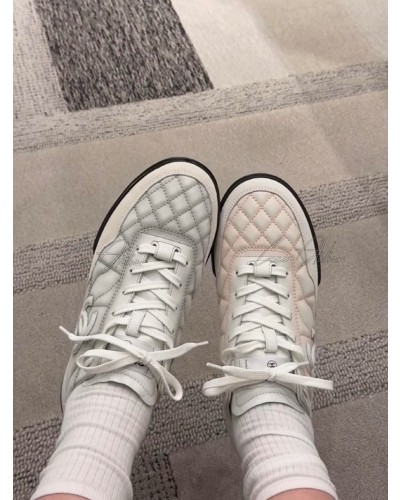 CHANEL 샤넬 CC 퀼팅 스니커즈