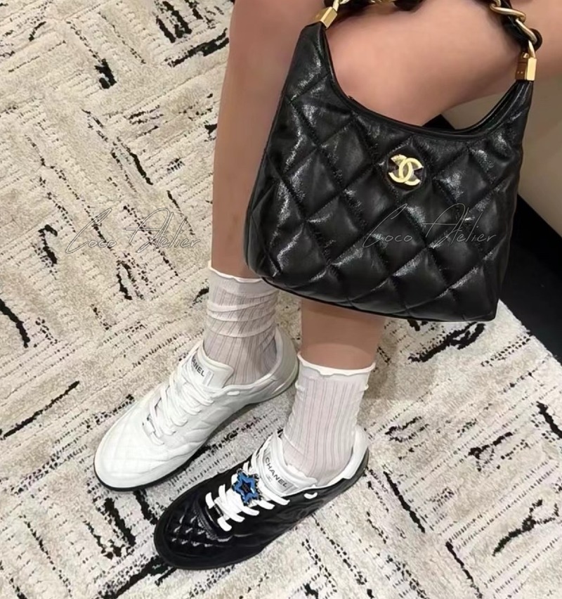 CHANEL 샤넬 퀼팅 스니커즈
