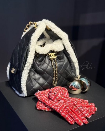 CHANEL 샤넬 시어링 25백