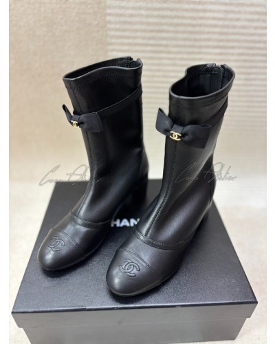 CHANEL 샤넬 리본 앵클 부츠