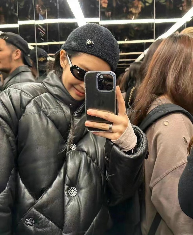 CHANEL 샤넬 제니 패딩 자켓