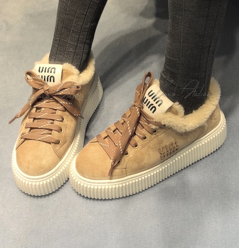 Miumiu 미우미우 시어링 스니커즈