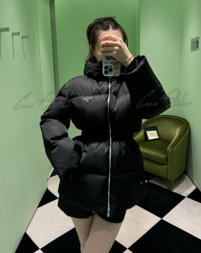 Triangle logo padded jacket