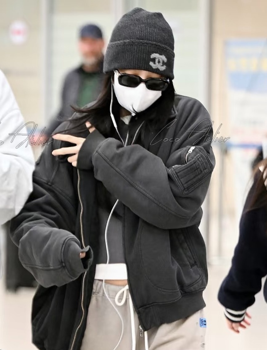 Jennie Beanie & muffler