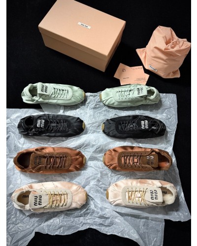 Miumiu 미우미우 새틴 스니커즈