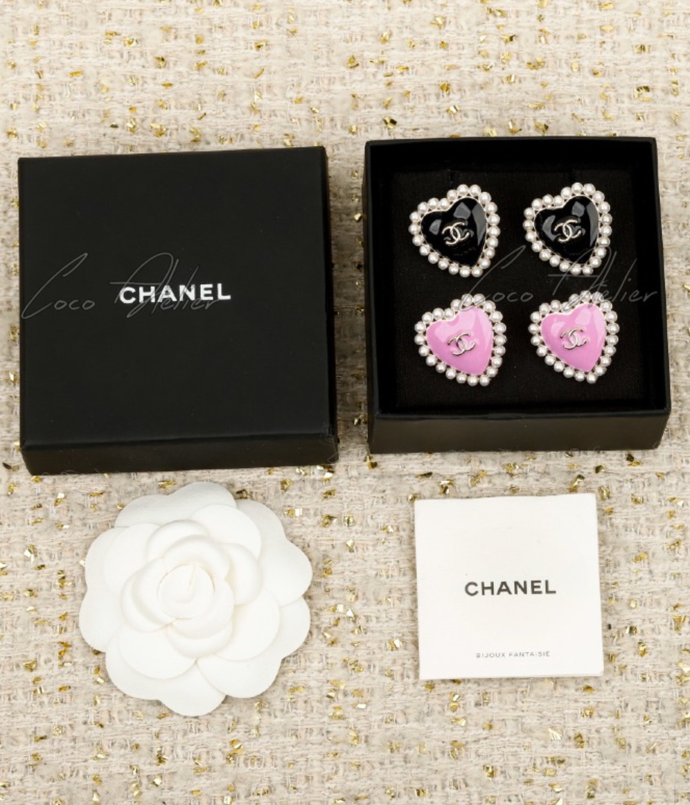 CHANEL 샤넬 하트 귀걸이
