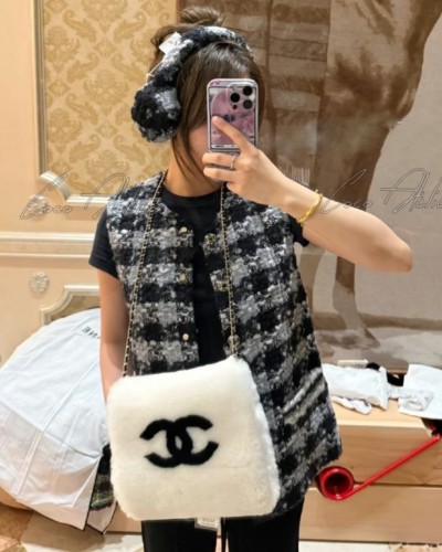coco neige tweed Vest