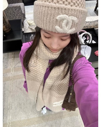 Cashmere Beanie & muffler