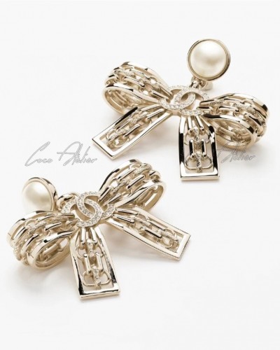 pearl ribbon earrings