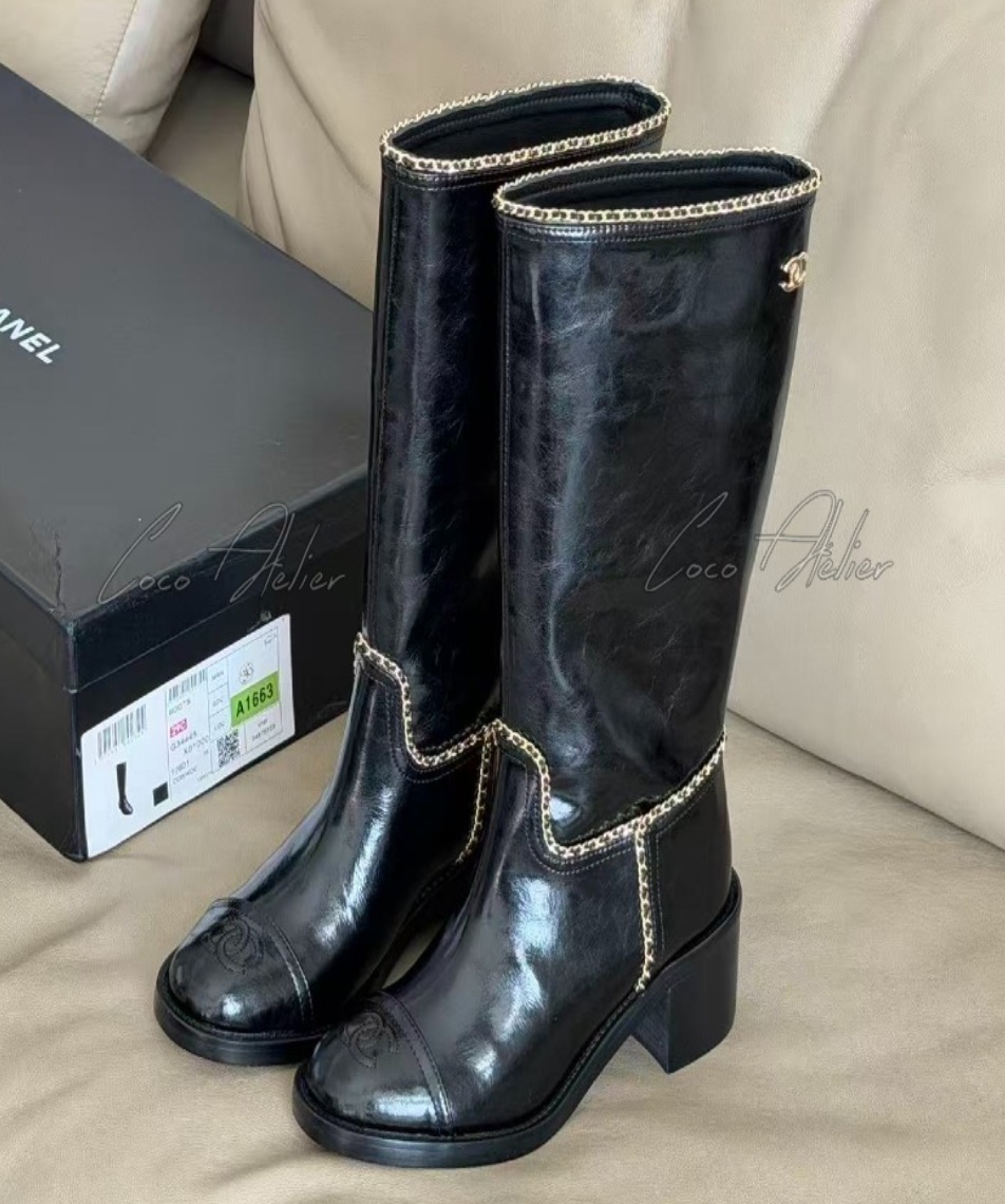 Chain long boots