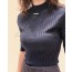 Short-sleeved V-neck knit