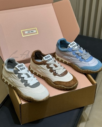 Suede fabric sneakers