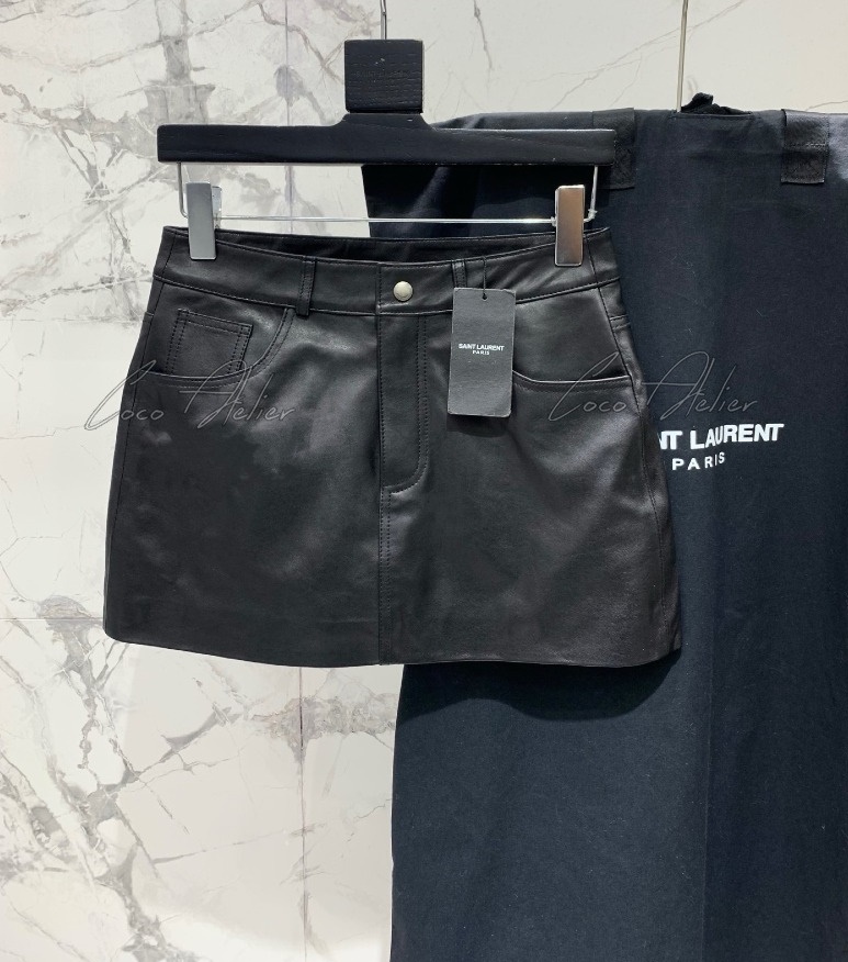black leather mini skirt
