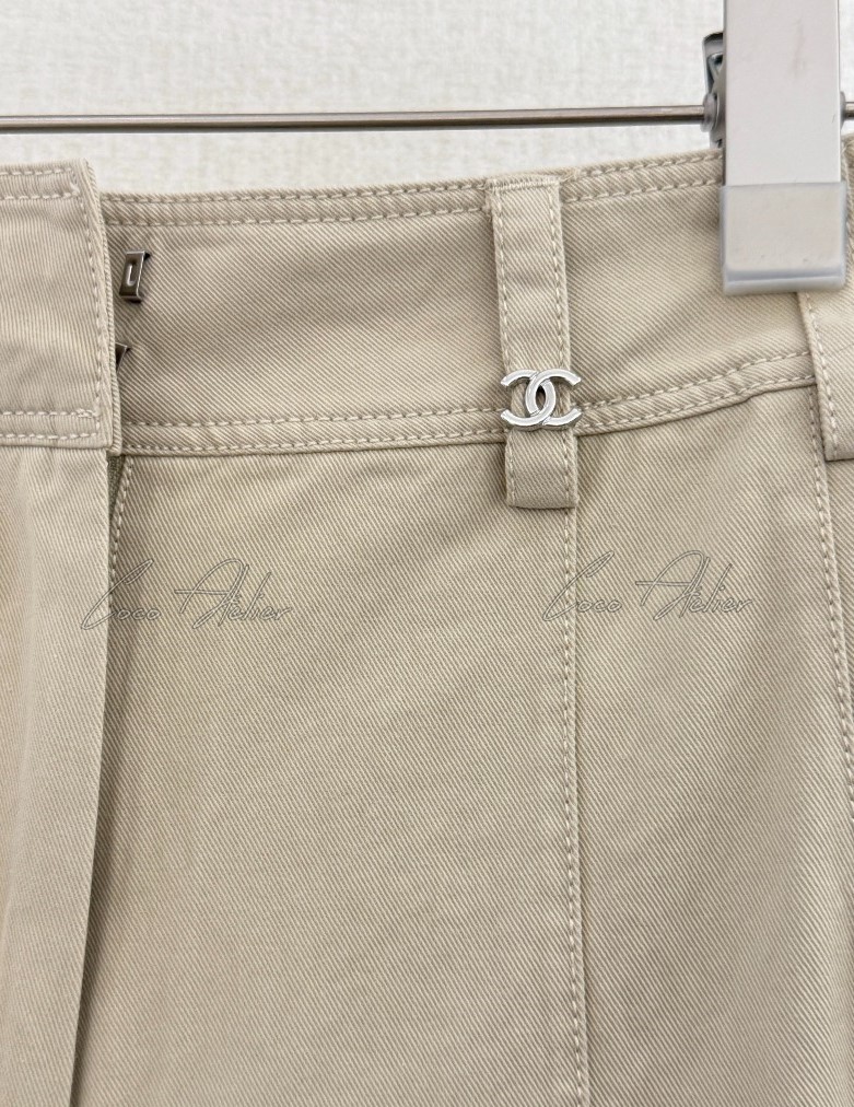 26 beige Pants