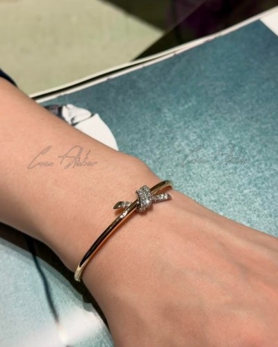 Knot bracelet