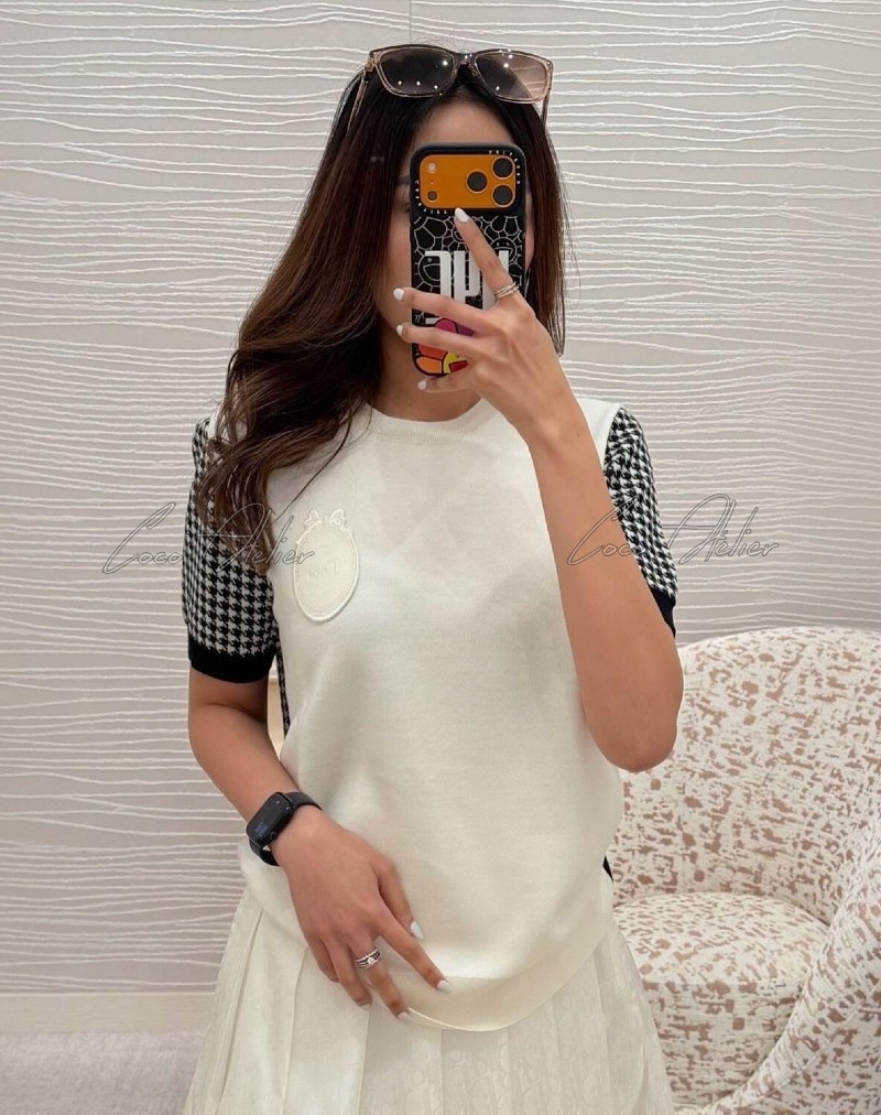 colouring short-sleeved knitwear