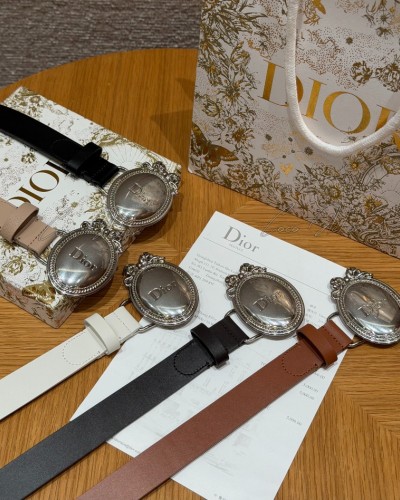 MEDAILLON BELT
