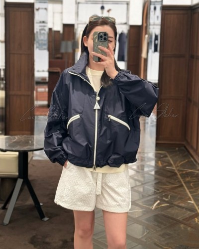 Mon Windbreaker