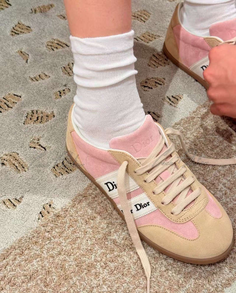 26 new Sneakers (+2color)