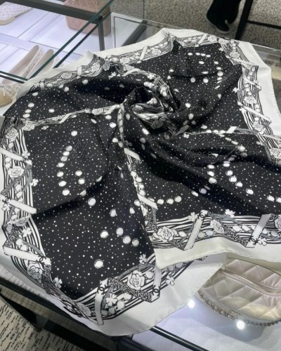 CC Scarf