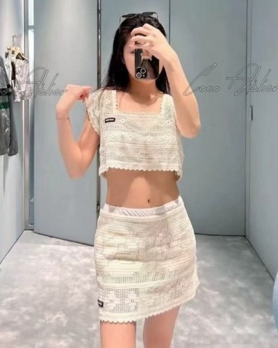 knit Top & Skirt