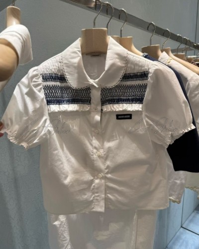 Miu puff blouse