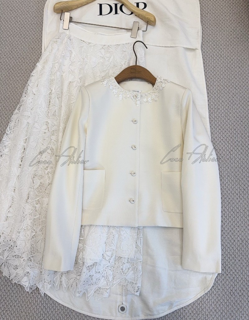 CD White Jacket